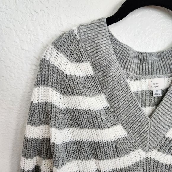 A New Day Grey & White Striped V-Neck Sweater - Picture 3 of 4